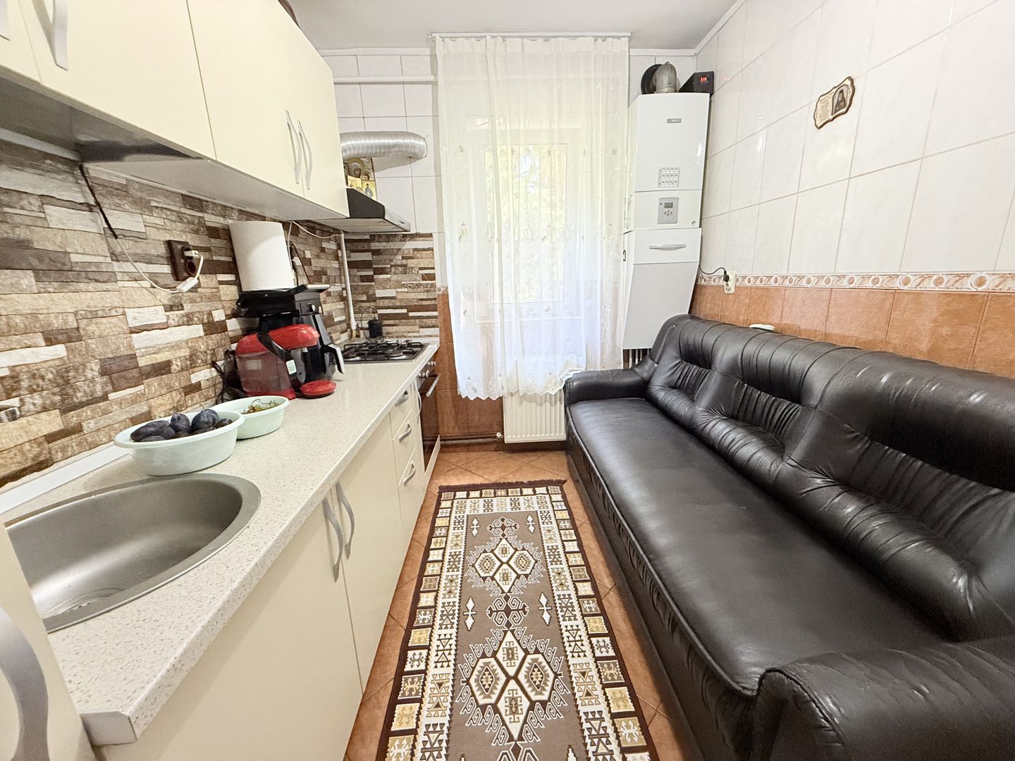 Ap 2 camere 55 mp - mobilat - zona centrala - Str Schelelor - Poză 9