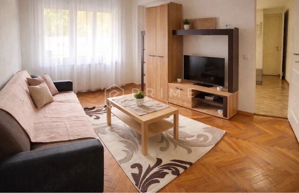 Apartament cu 2 camere, parter înalt - Poză 3
