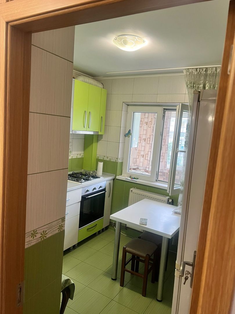 VANZARE 3 CAMERE | CENTRALA PROPRIE | 2 BAI | ZONA MARGELELOR - Poză 2