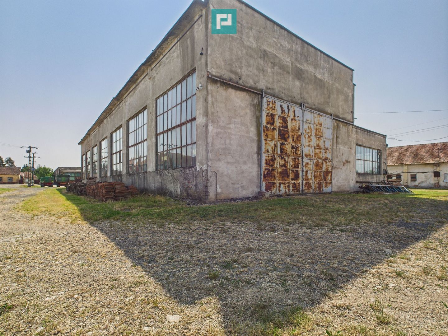 Complex industrial cu hale și teren  în Orțișoara - Poză 25