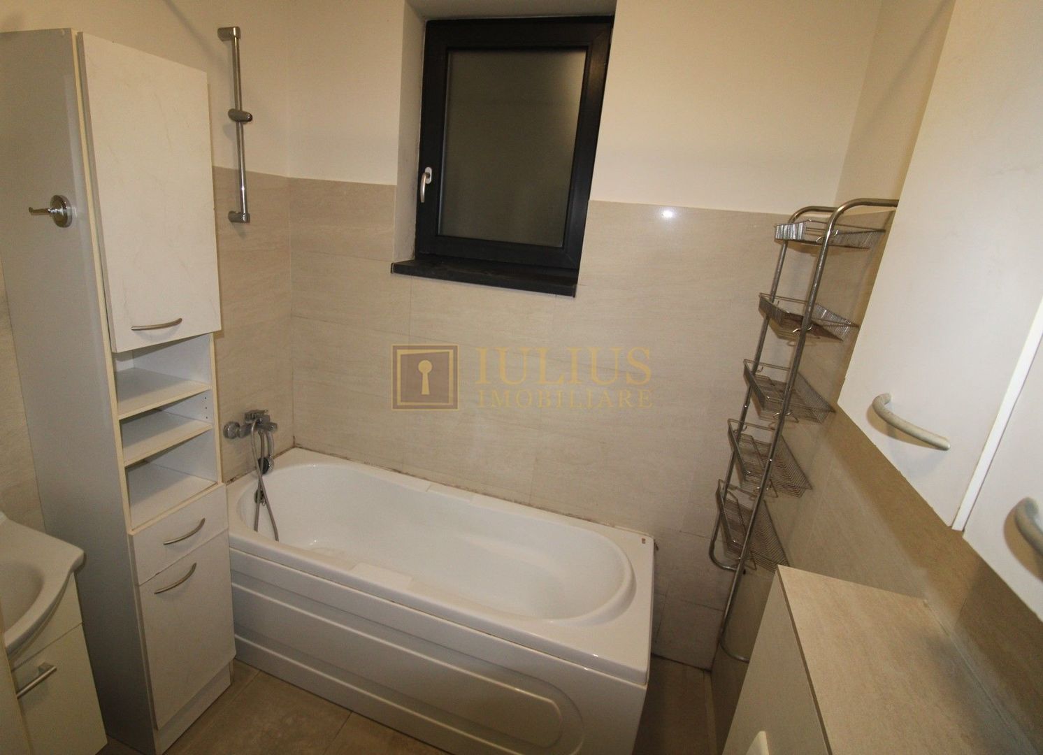 2 camere la parter, zona liniștită, 2 locuri de parcare incluse, bloc nou - Poză 4