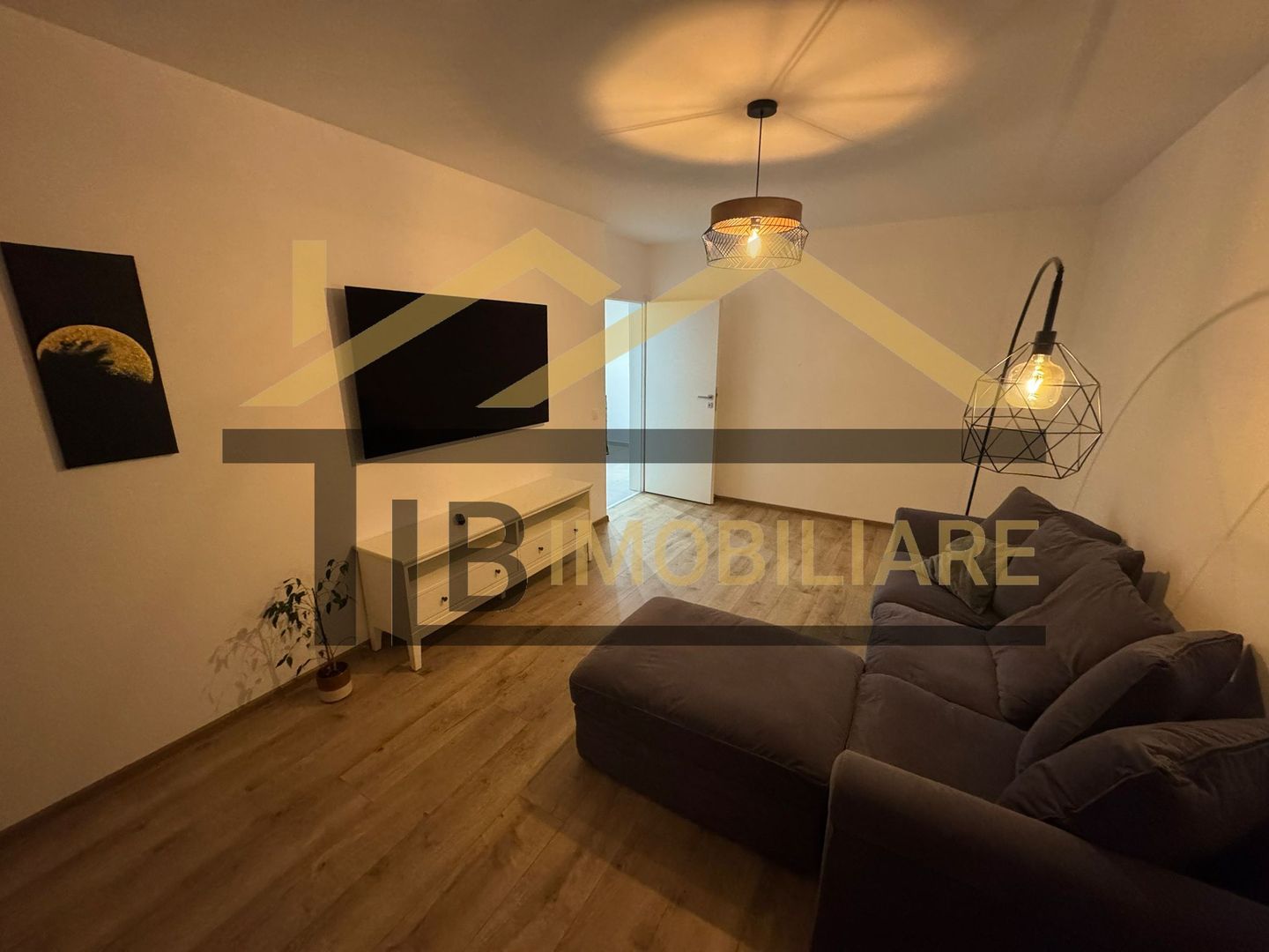 Apartament cu 2 camere, 59 mp, decomandat, parcare, Zona Maurer - Poză 2