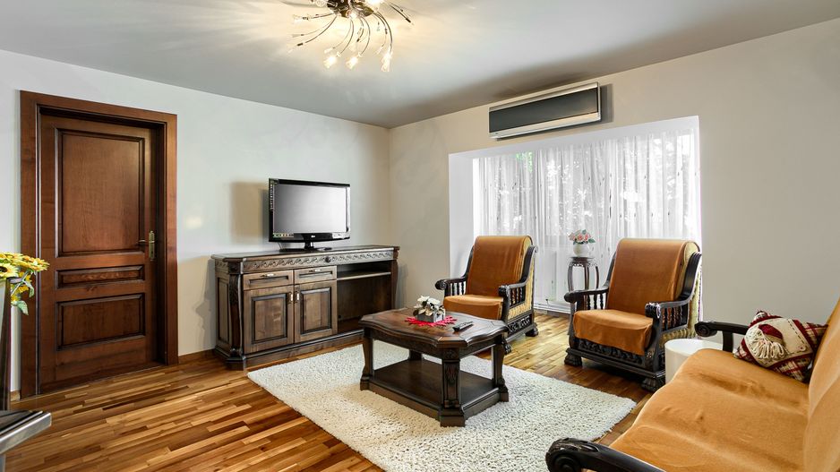 Apartament clasic cu 2 camere in Micalaca - Poză 1
