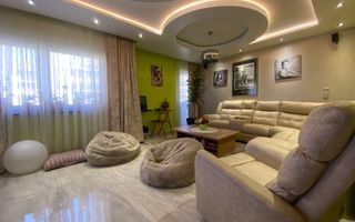 Apartament 3 camere | Curte proprie | 91MP | T. Vladimirescu - Poză 1