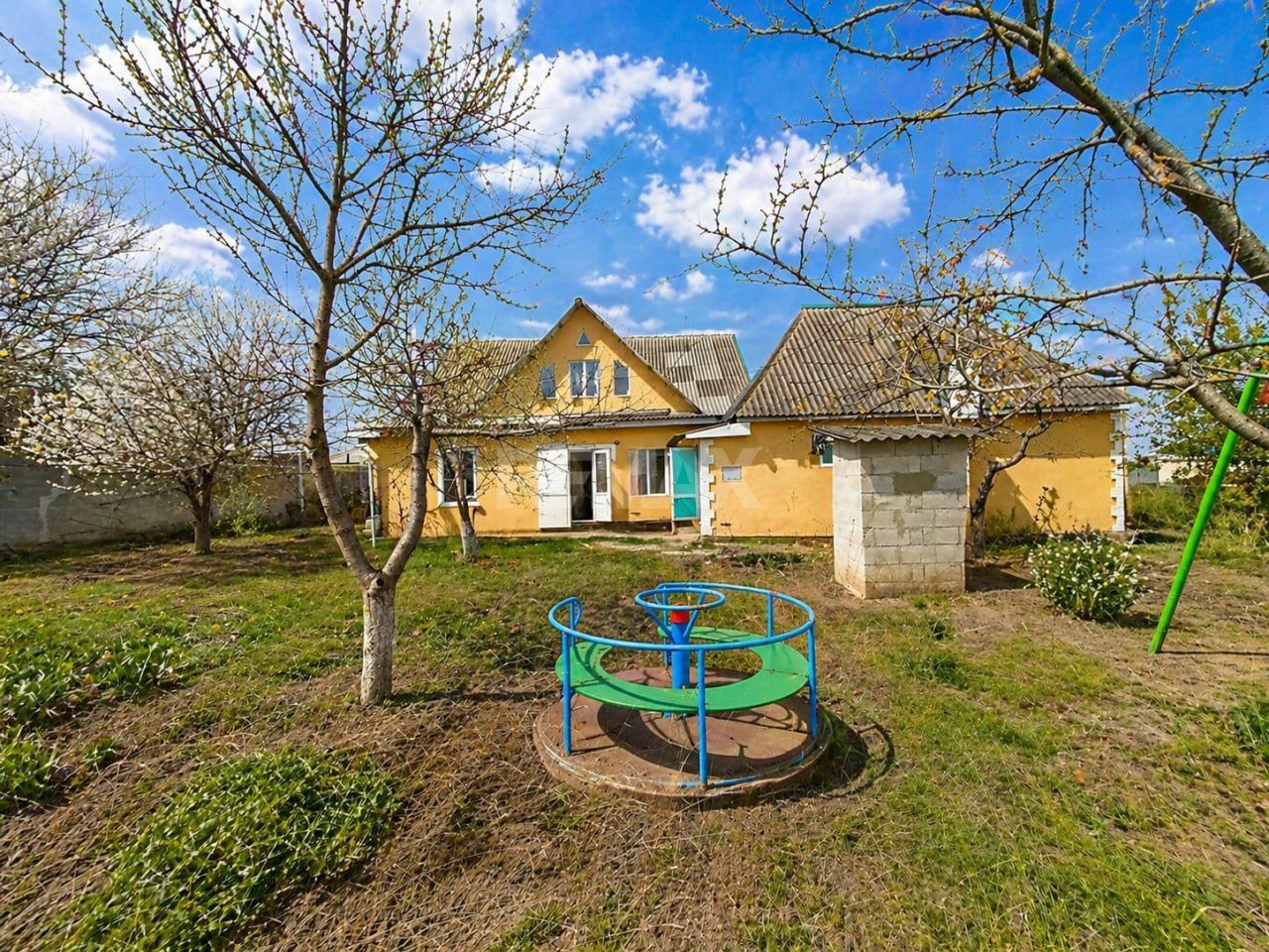 Casă 157,4 m² cu teren 15,3 ari – Holercani - Poză 7