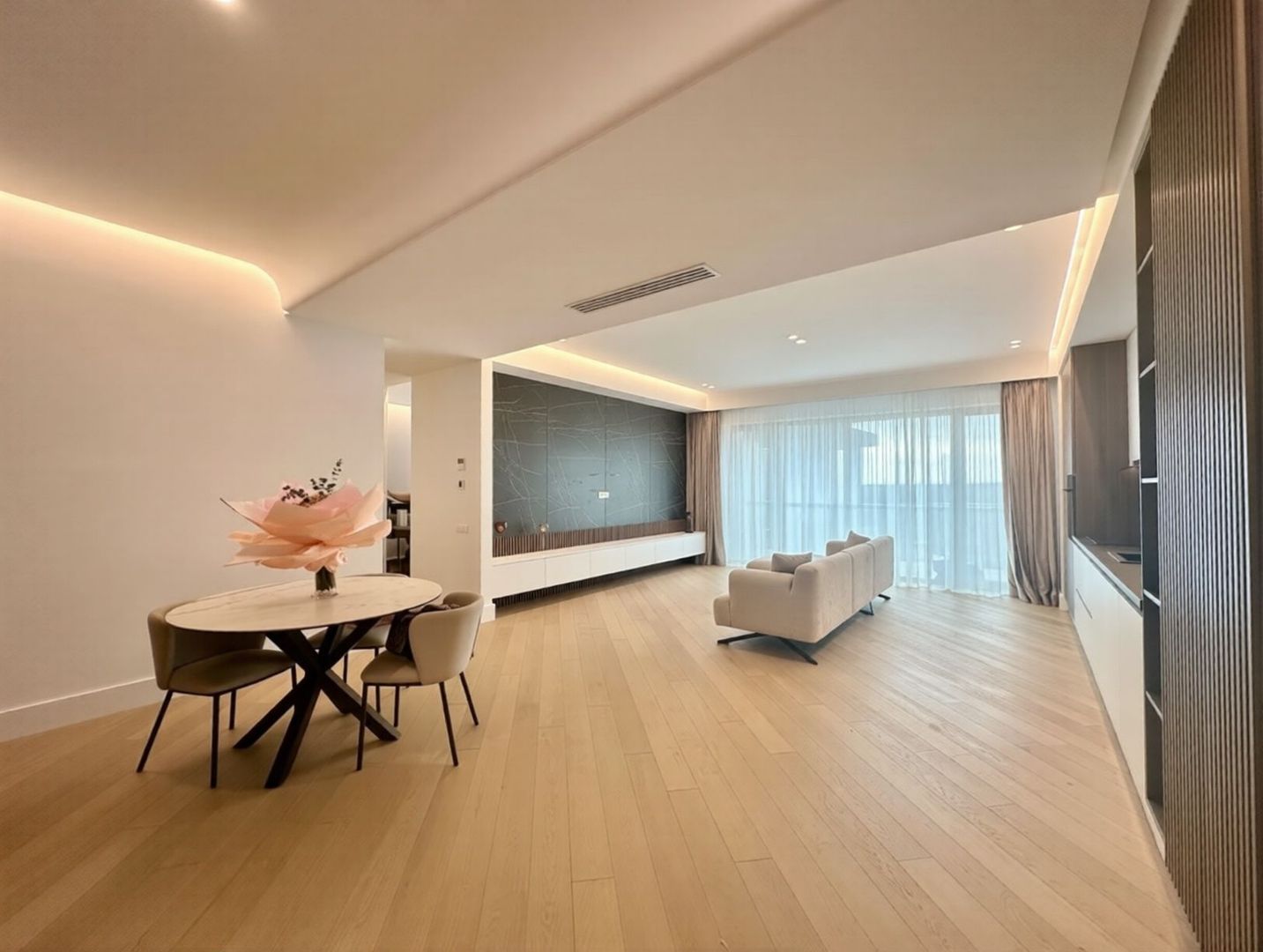 Apartament exclusivist 3 camere I Iancu Nicolae I 2 locuri de parcare - Poză 3