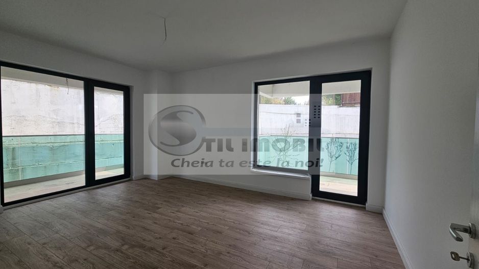Apartament cu 2 camere decomandat Pacurari 65mp - parcare subterana - Poză 2