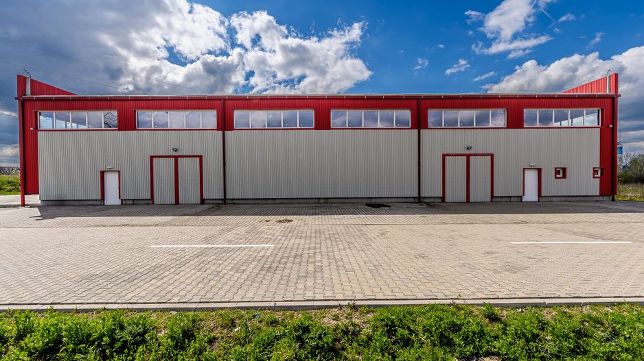 Hala industriala de vanzare in Parc Industrial UTA 2 Arad - Poză 1