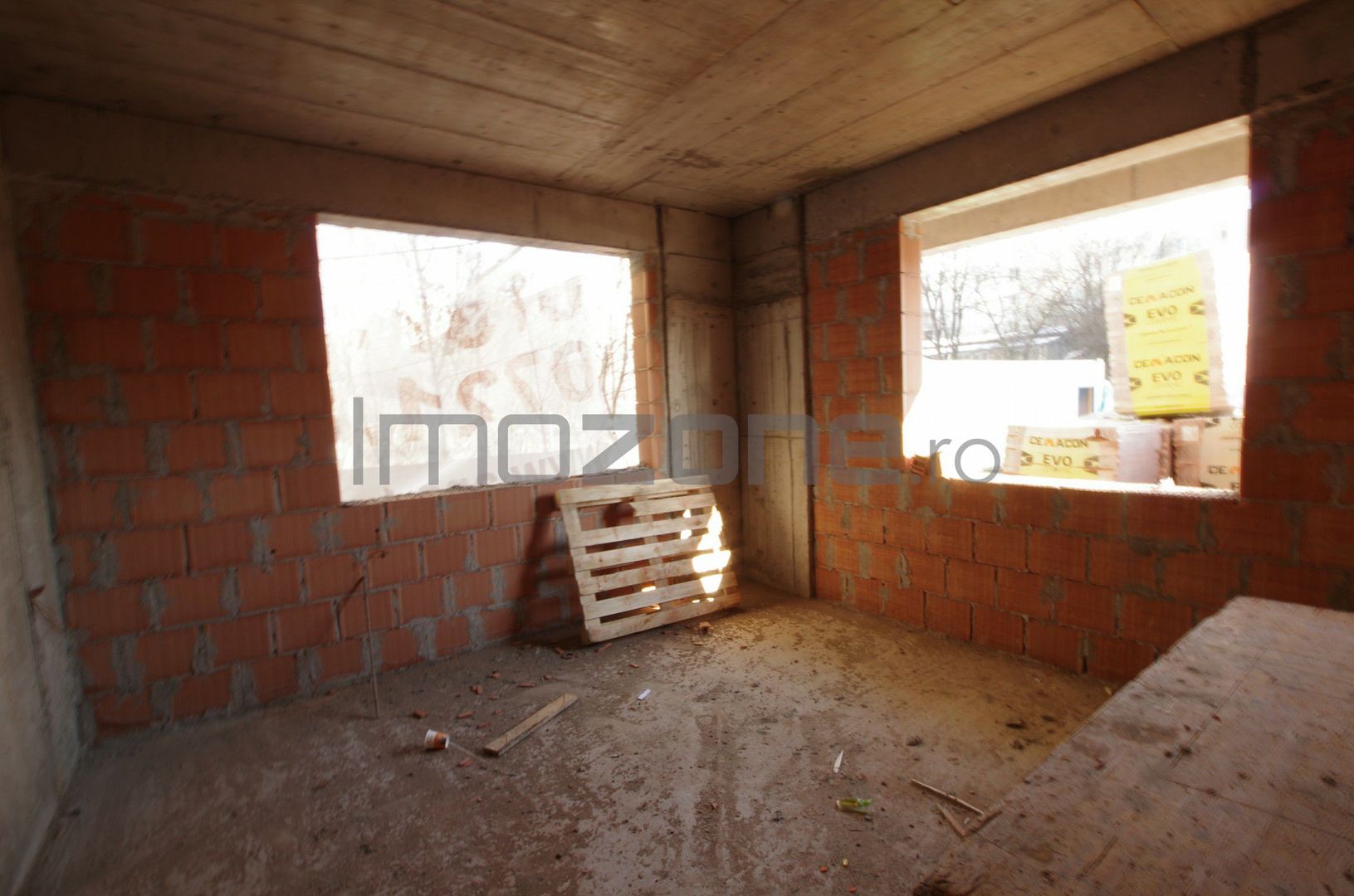 The Building - Barsanesti - Poză 13