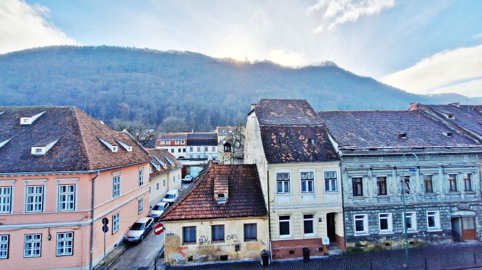 In Centrul Istoric al Brasovului apartament 100mp, vedere panoramica Comision 0! - Poză 6