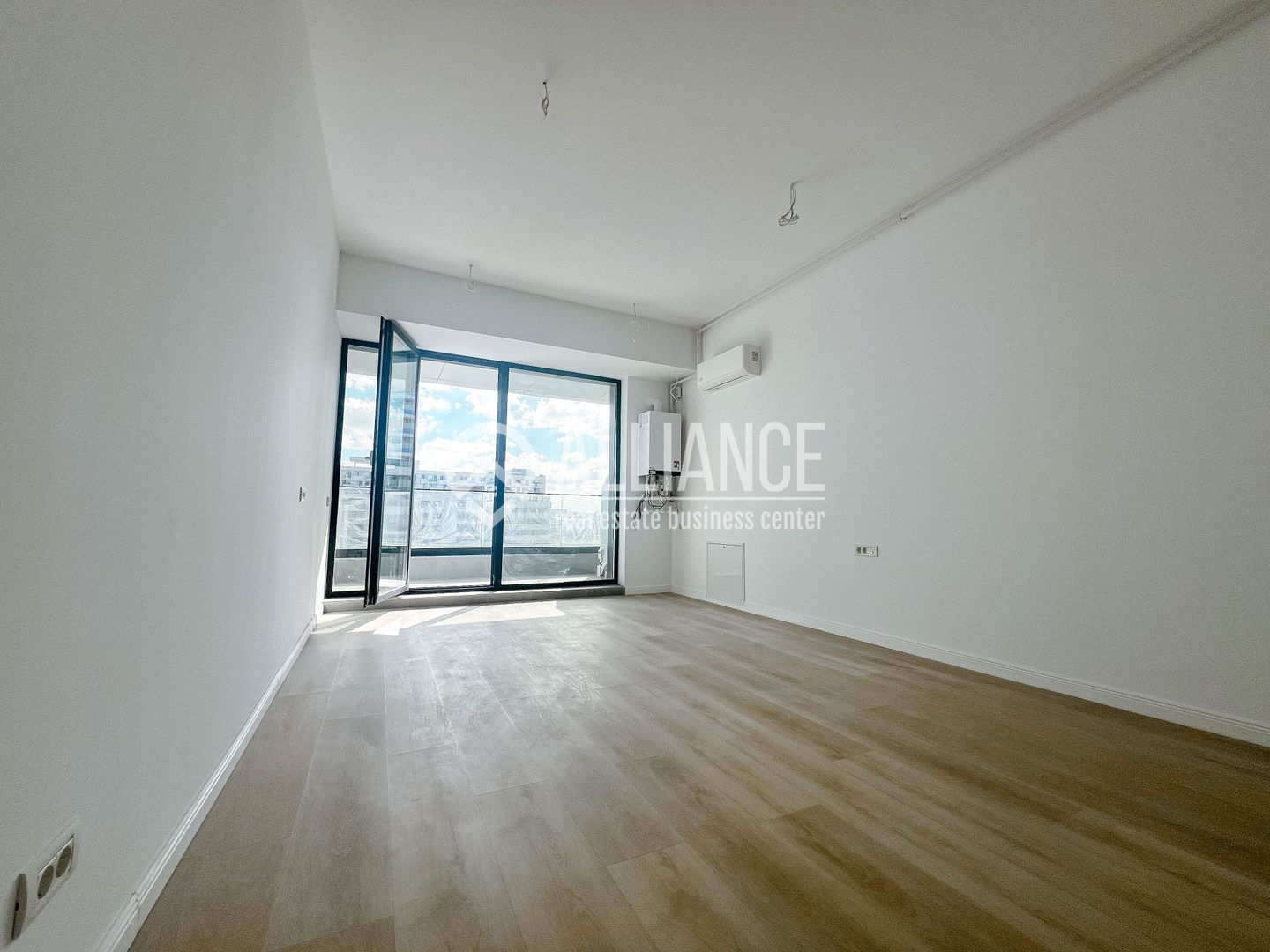 Mamaia Nord(COD 05) - Tomis Villa Studio cu vedere frontală la mare - Poză 11