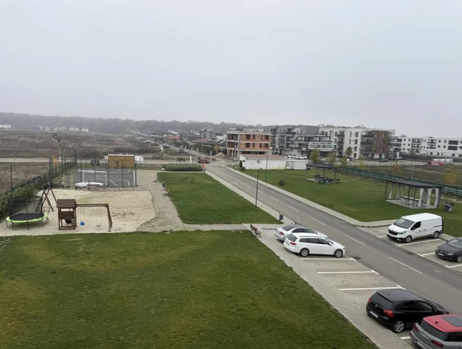 Apartament doua camere Tunari+ loc parcare - Poză 2