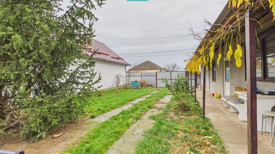 Casă cu 4 camere în Chișineu Criș - Poză 15