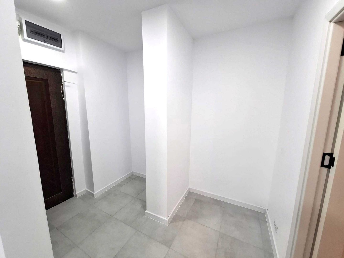 Garsoniera zona Theodor Pallady - Piata Salajan - Poză 3
