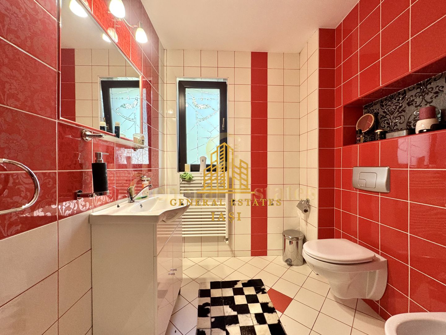 Vânzare Casă D+P+E - Full echipată în Bucium, Plopii fară soț - Poză 20