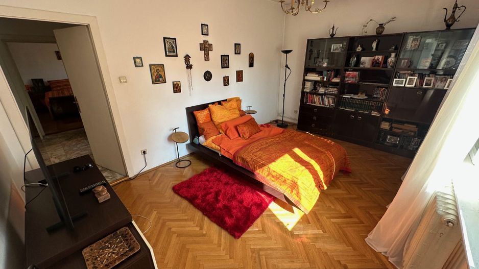 Apartament 5 camere in imobil tip asociatie zona Centrala - Poză 12