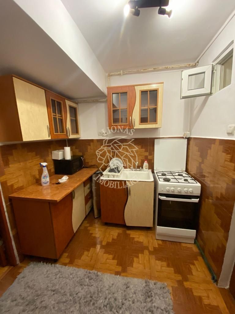 Garsoniera decomandata-21mp-Parter-mobilata -Zona Dragos Voda - Poză 1