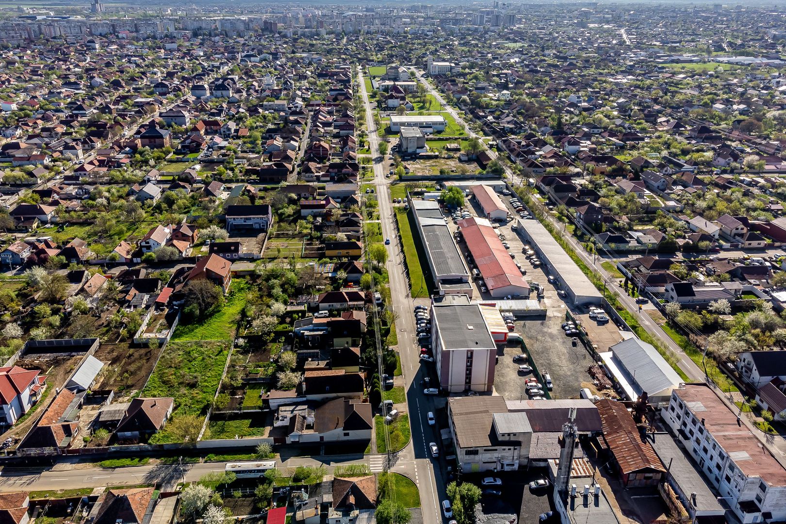 Profit garantat. Achiziționați un bloc de 63 garsoniere. - Poză 11