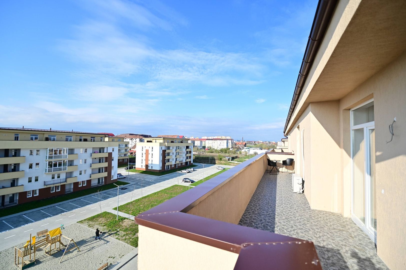Apartament 2 camere - Henri Coandă  + terasă 40 mp - Poză 14