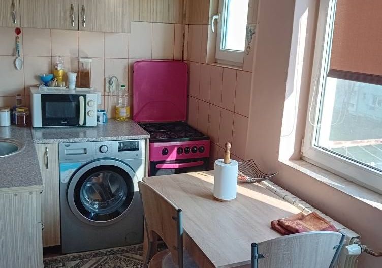 Sagului | 2 Camere | Etaj Intermediar | Bloc Izolat. - Poză 2