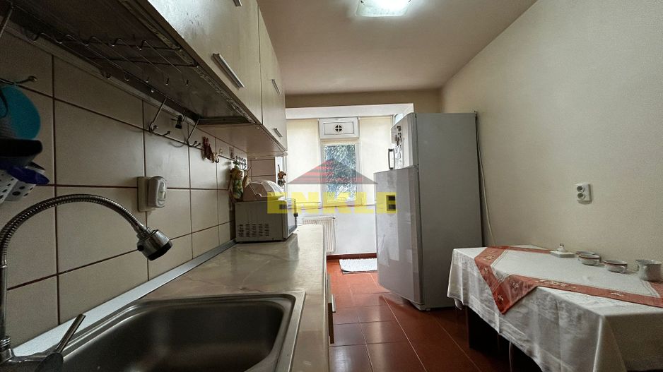 De inchiriat apartament cu 3 camere, zona Bulevard - Poză 5