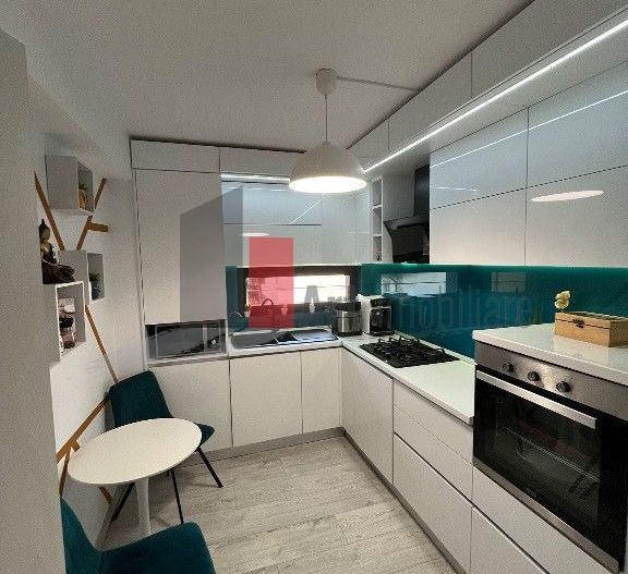 Vanzare ap 3 camere cu terasa si curte +spatiu  comercial+loc parcare in Chiajna - Poză 7