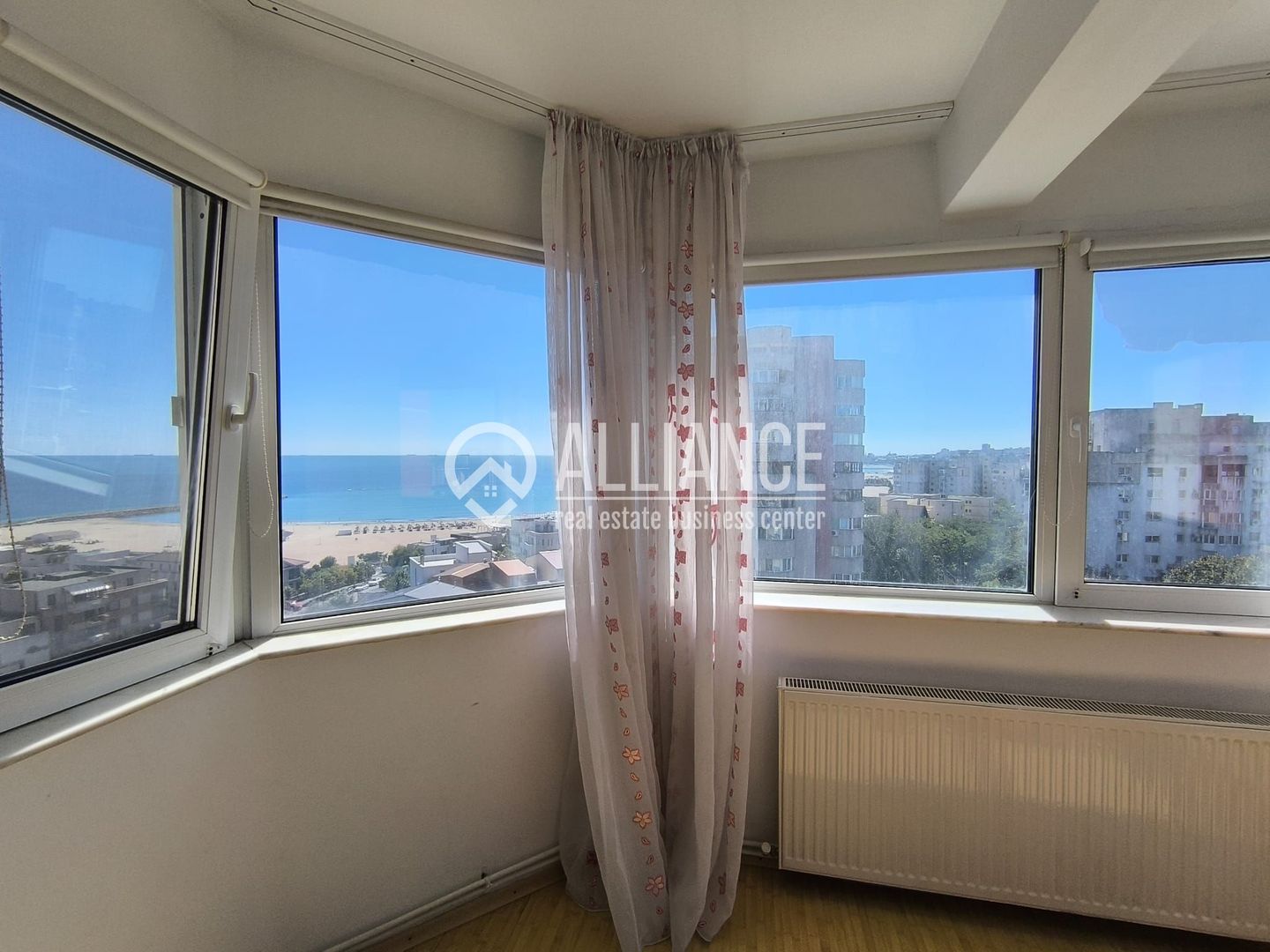 FALEZA NORD REYNA(COD03) - 3 camere cu priveliste frontala la mare ! - Poză 1