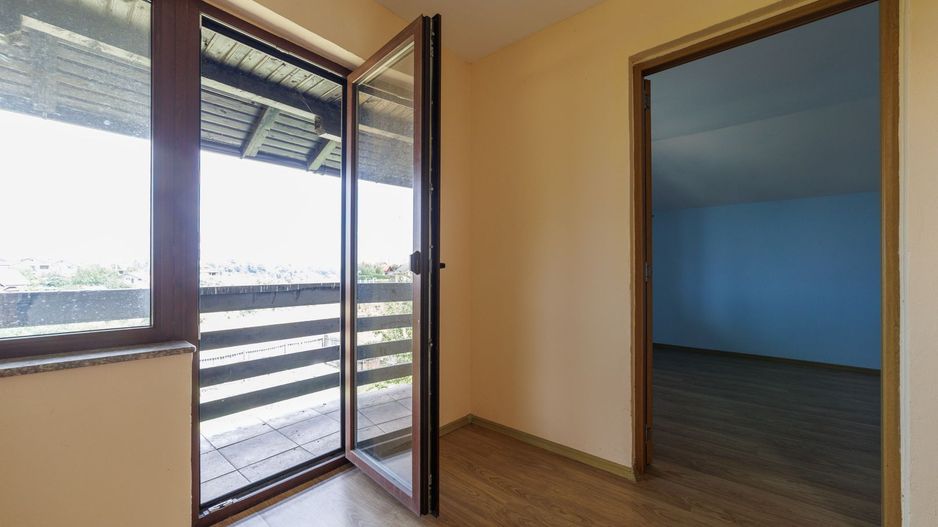 Casa P+M cu 4 camere si teren de 705 mp | Pitesti – Strada Zborului - Poză 19