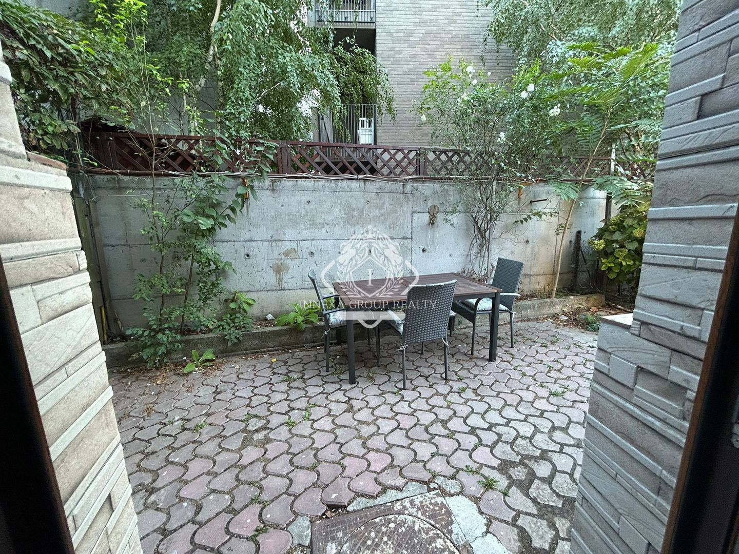 Dacia - Cartierul Armenesc | Casa 4 camere dispusă pe 3 niveluri | Terasa - Poză 5