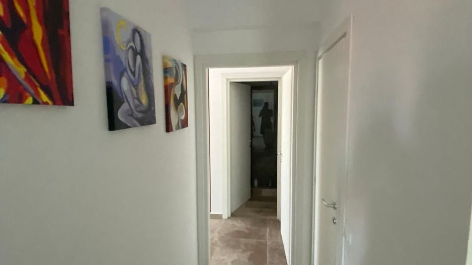 Apartament 3 camere langa Policlinica, zona de case, loc parcare - Poză 9