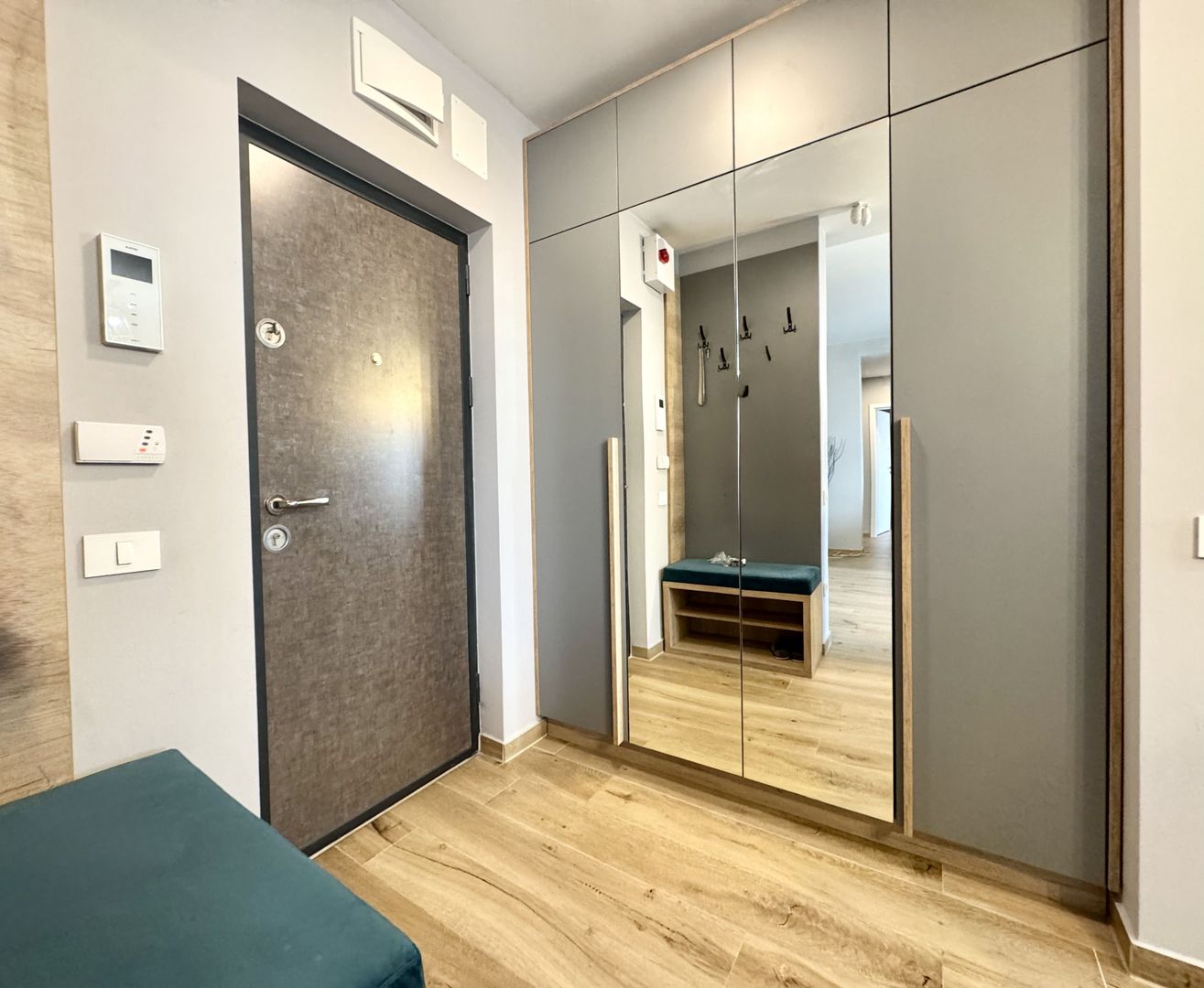Apartament cu 2 camere, spațios si modern, intrare Dumbrăvița-Kaufland - Poză 15