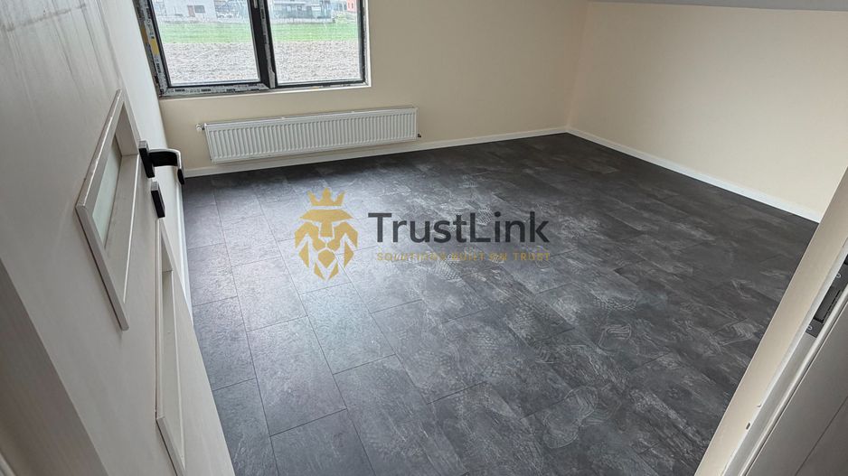 Casa de vanzare 4 camere Finalizata 380mp curte comuna Berceni - Poză 13