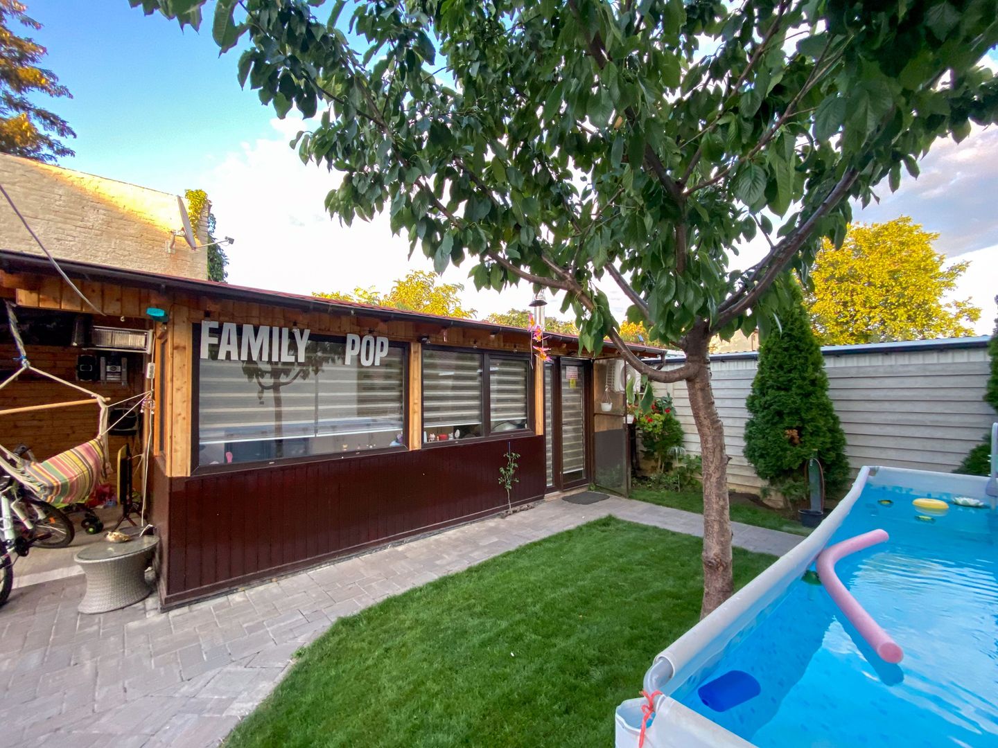 Descoperă Eleganța și Rafinamentul: Vila de Vis pe un lot generos - Poză 11