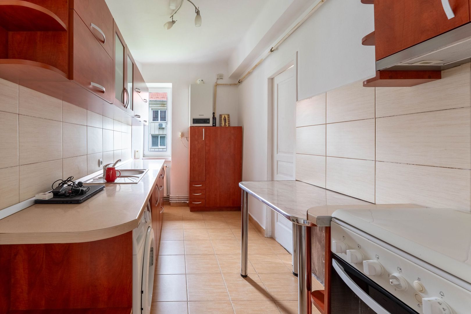 Super oferta, apartament 2 camere! - Poză 6