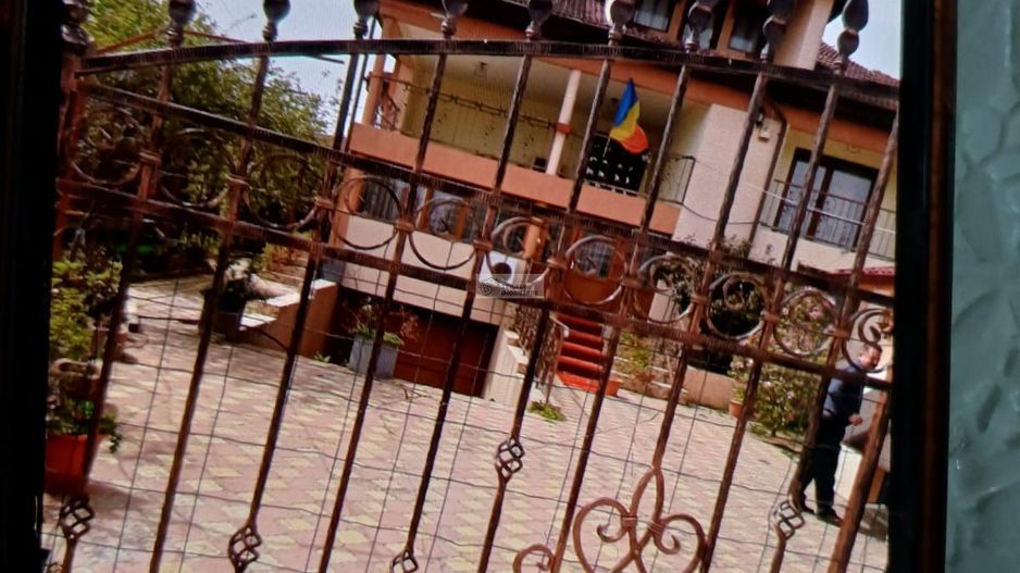 Casa/vila de vanzare in Garoafa /Vrancea - Poză 1