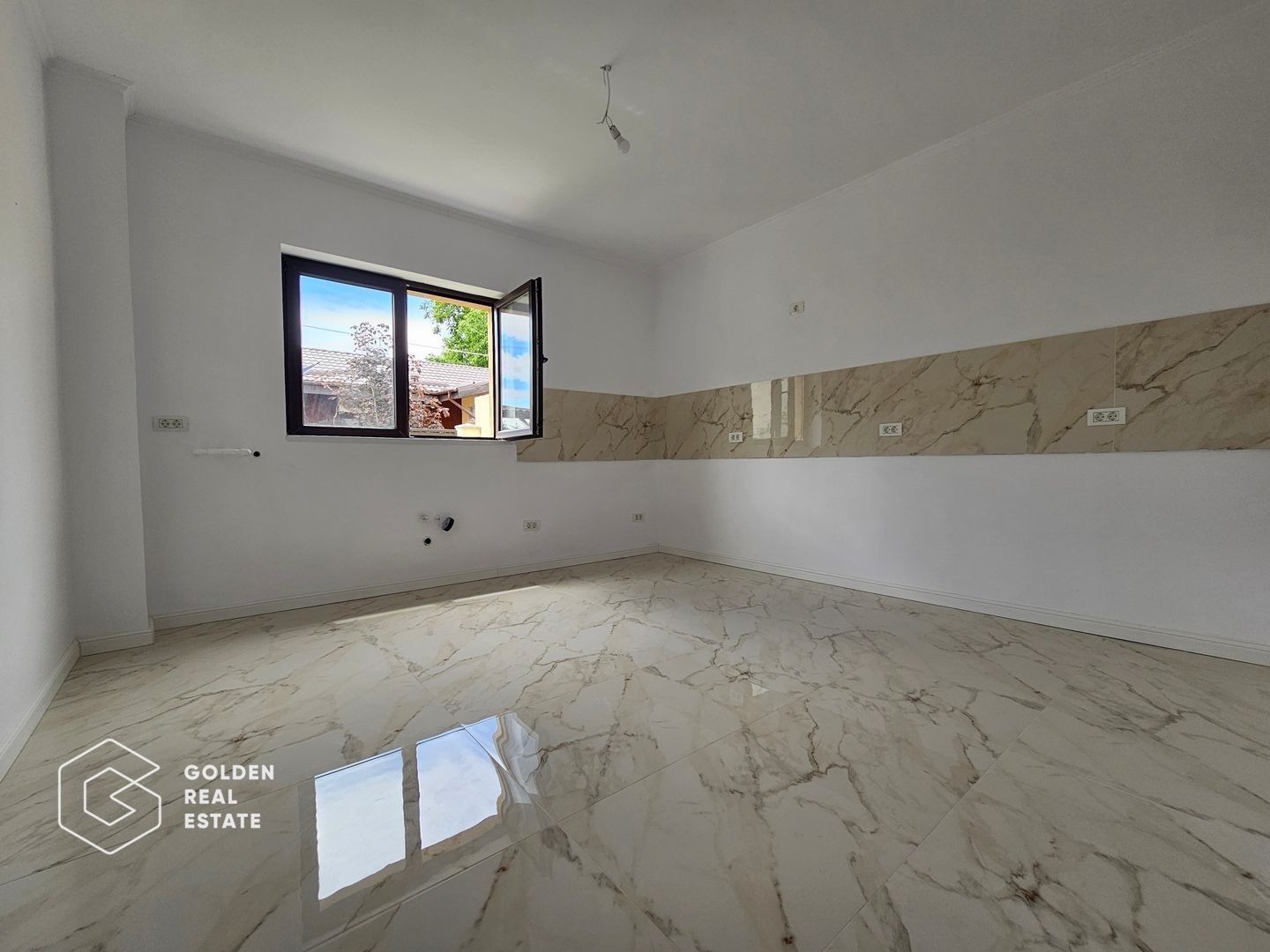 Casa spatioasa, 161 mp Utili, 4 camere, 4 bai, Tunari, COMISION 0% - Poză 5