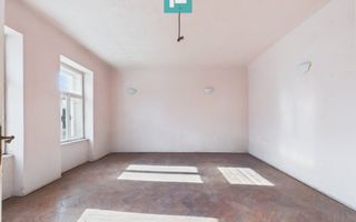 Casă cu teren de 1800 mp, în Buteni, Arad - Poză 10