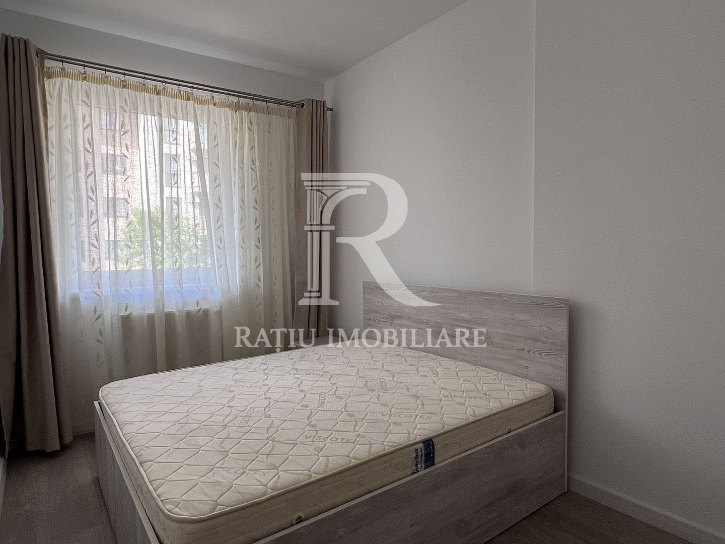 Apartament cu 3 camere | Etaj 1 | Prima Universitatii | Oradea - Poză 12