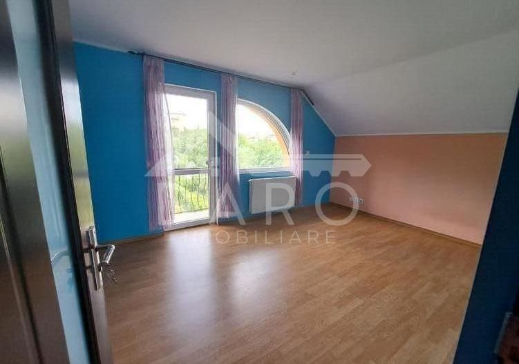 Casă de vânzare, teren 1040 mp - Poză 9