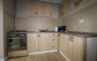 3 camere, Aradului, centrala proprie, renovat recent - Poză 11