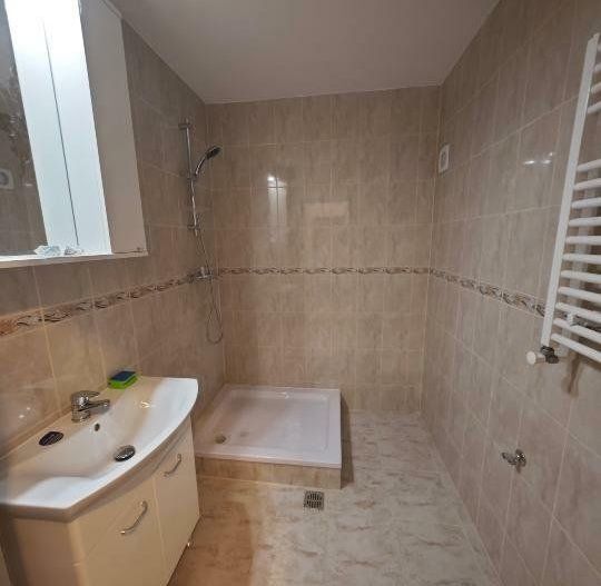 Inchiriere apartament 3 camere P-ta Romana sect 1 - Poză 10