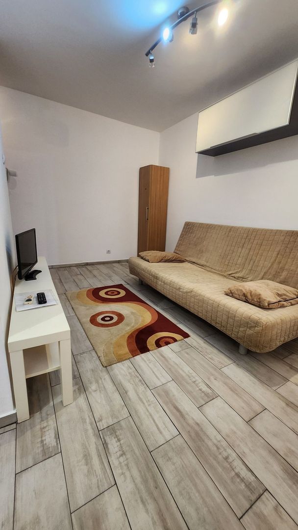 Alba Iulia, Unirii, Decebal - Poză 2