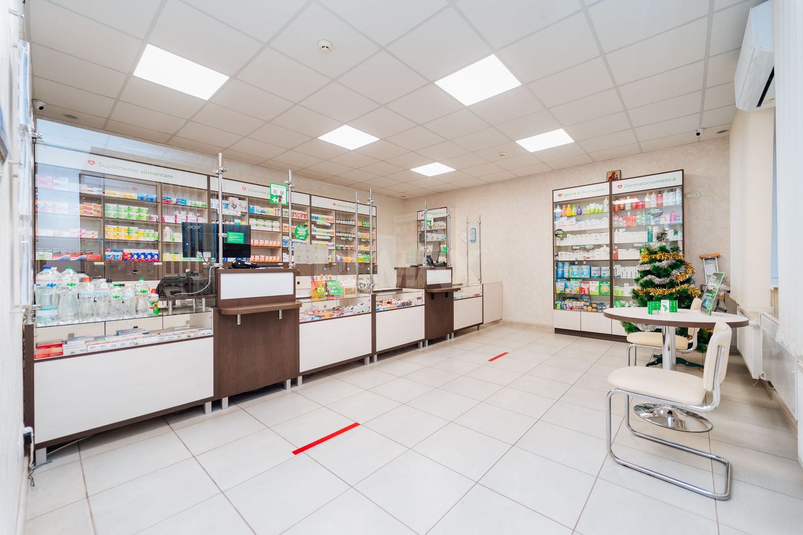 VÂNZARE I SPAȚIU COMERCIAL I STRĂȘENI SIREȚ I 293 m² - Poză 3