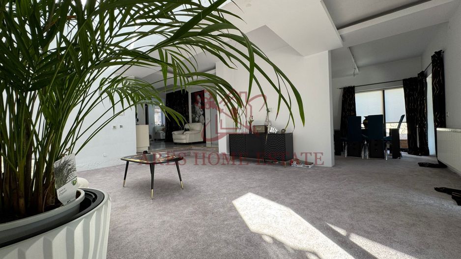 Casă individuală, 5 camere, garaj si curte, comision 0 - Poză 2