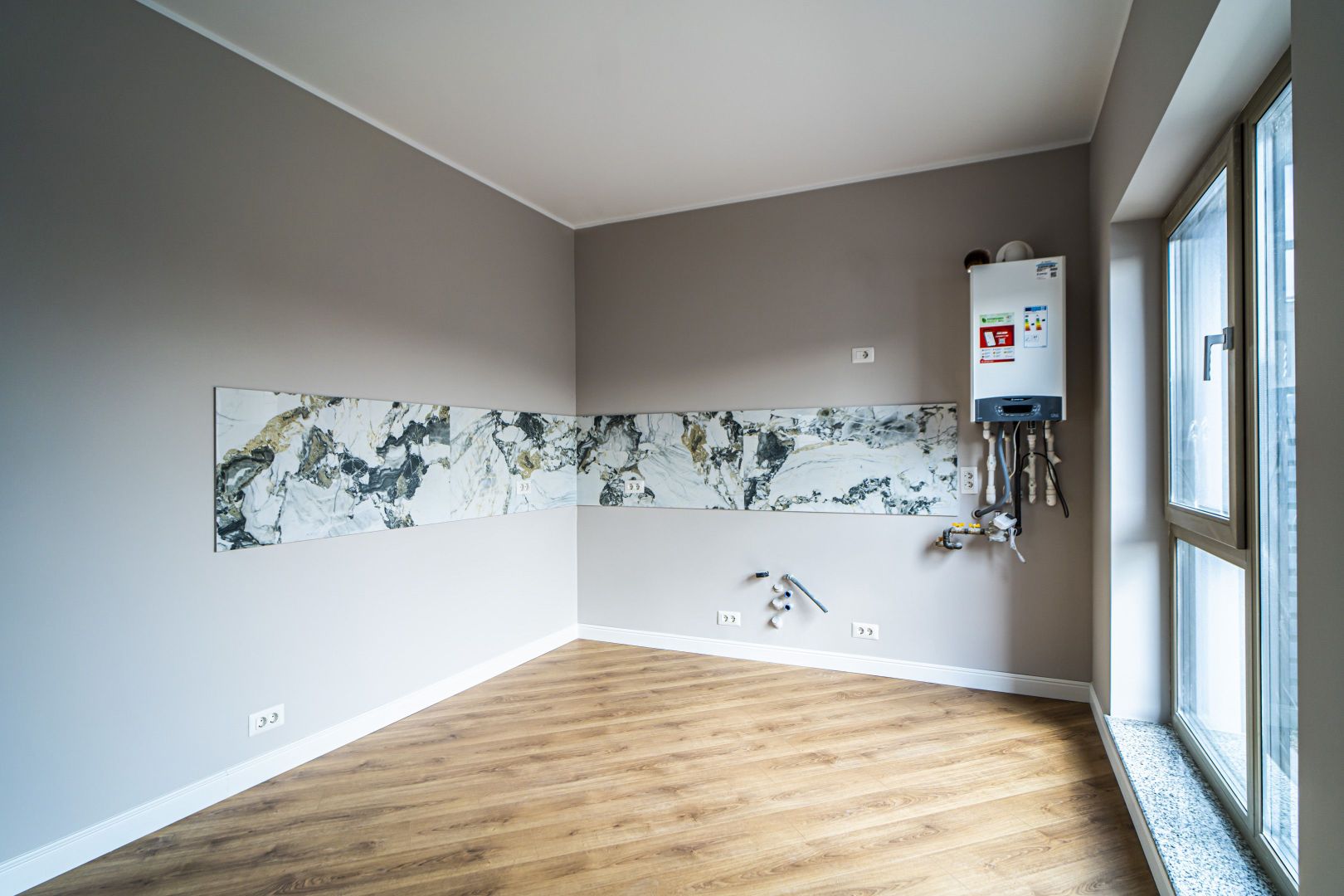 VILA INDIVIDUALA | 5 CAMERE | 2 PARCARI | MUTARE IMEDIATA | COMISION 0%!!! - Poză 5