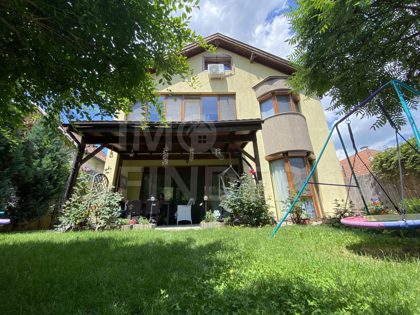 Vanzare casa individuala in Andrei Muresanu, teren 912 mp - Poză 1