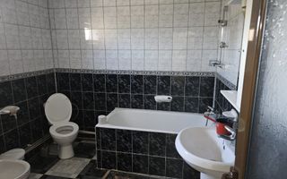 Inchiriere casa nemobilata, Stefanesti - Golesti - Poză 5