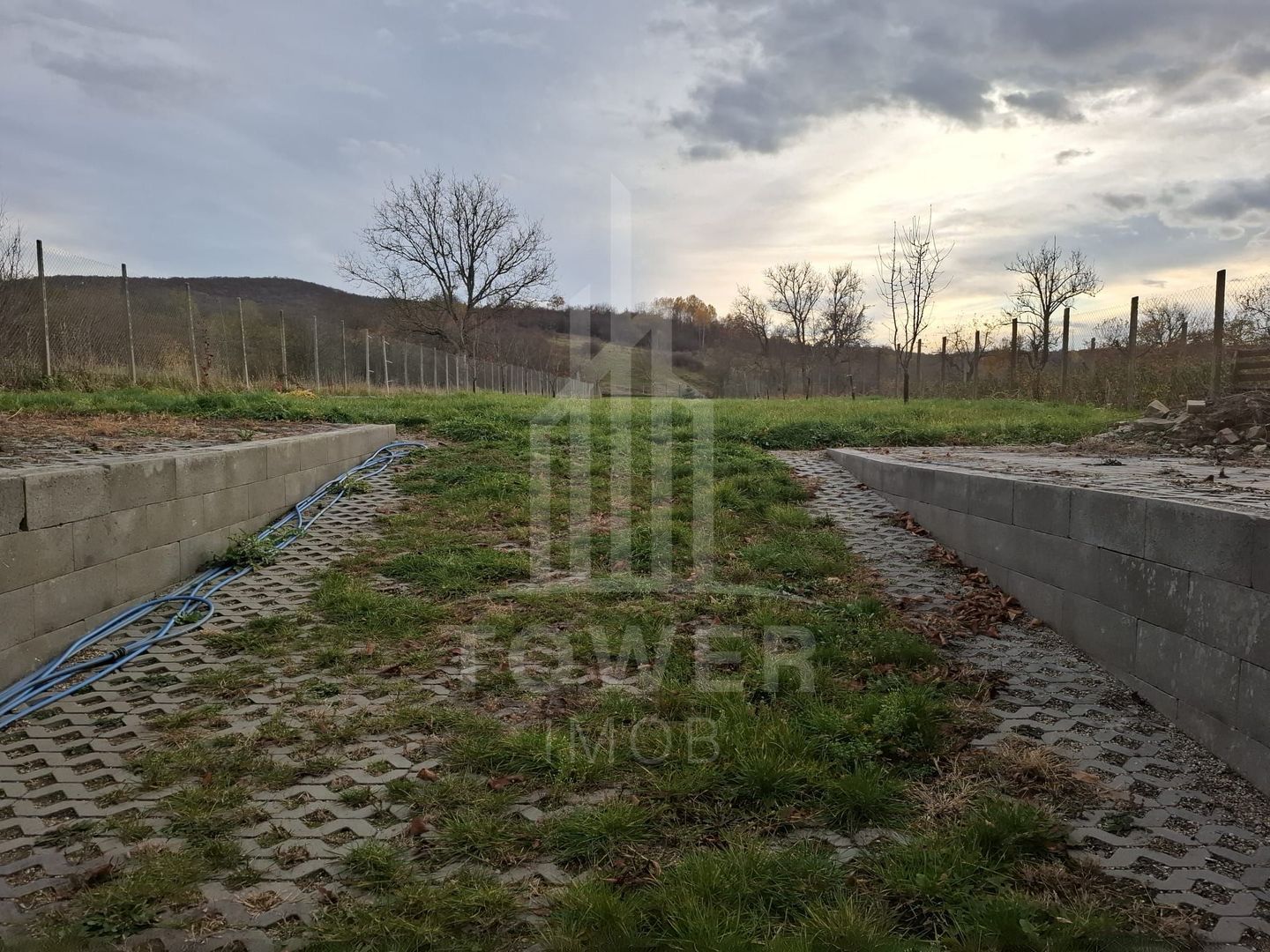 Casă complet renovată de vânzare în Amnaș – la doar 25 km de Sibiu! - Poză 46