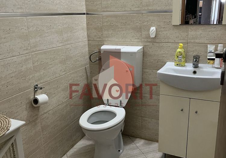 3 camere | centrala proprie | mobilat si utilat | zona excelenta | - Poză 7