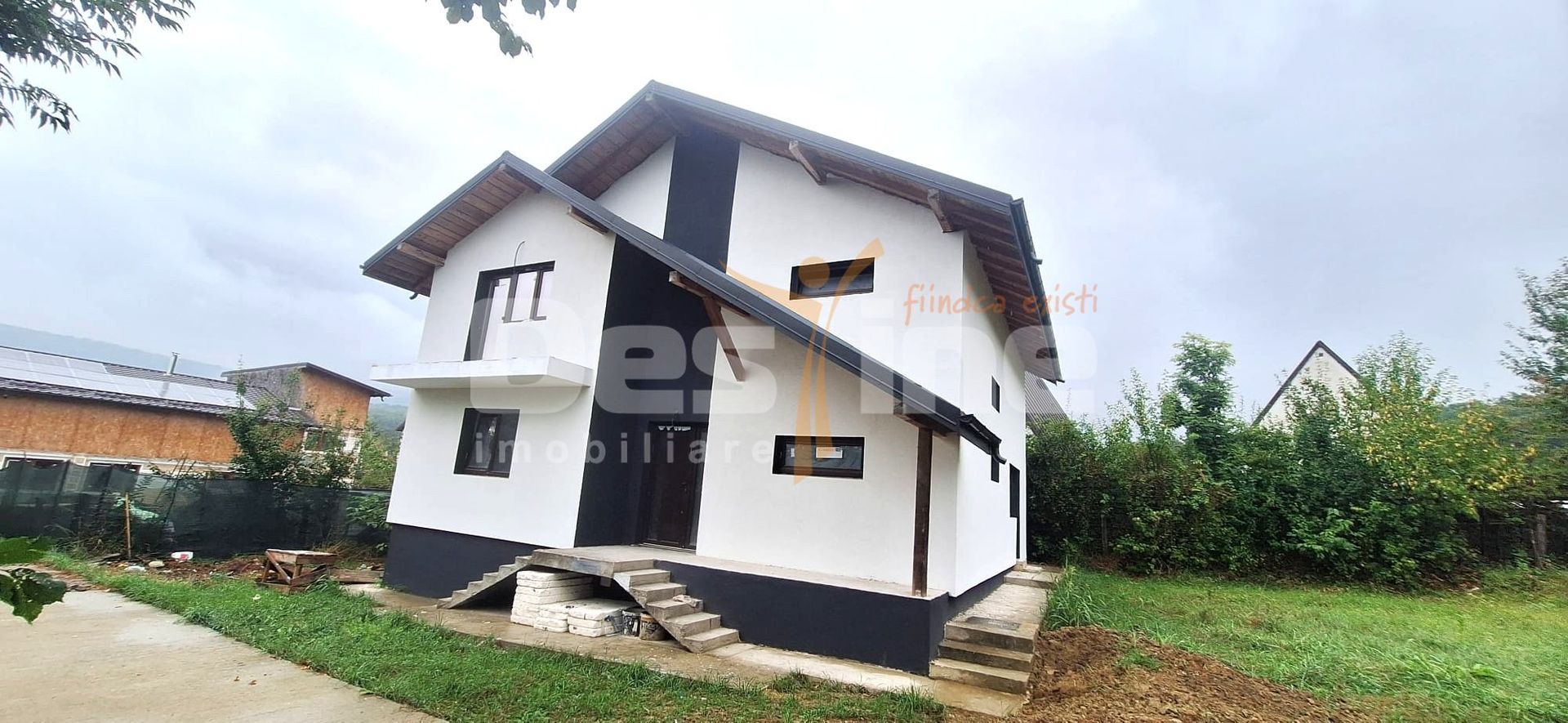 BARNOVA - Casă individuală P+M+POD, 145 mp + 789 mp teren - Poză 1
